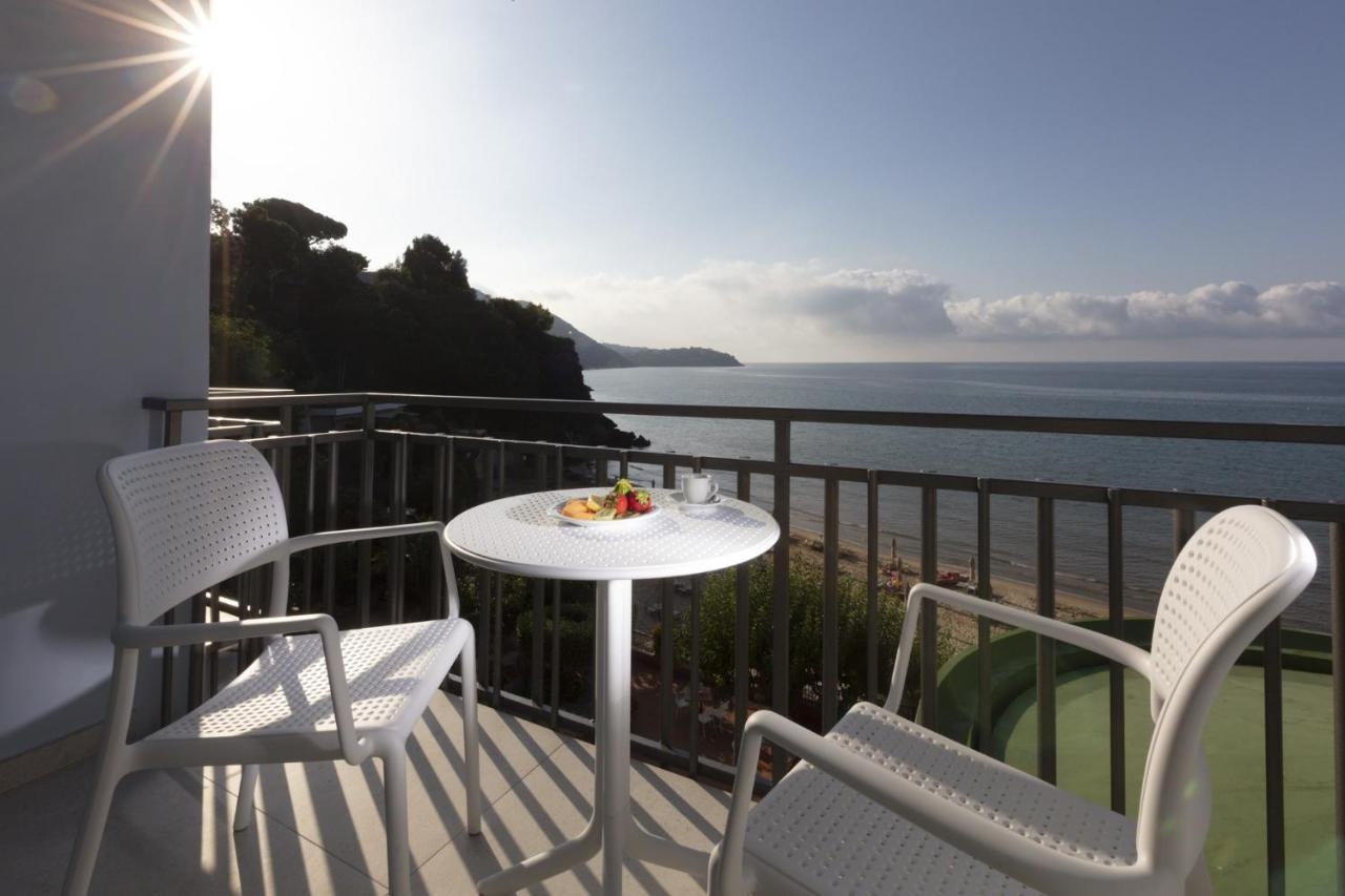 Summit Hotel Gaeta Exterior foto