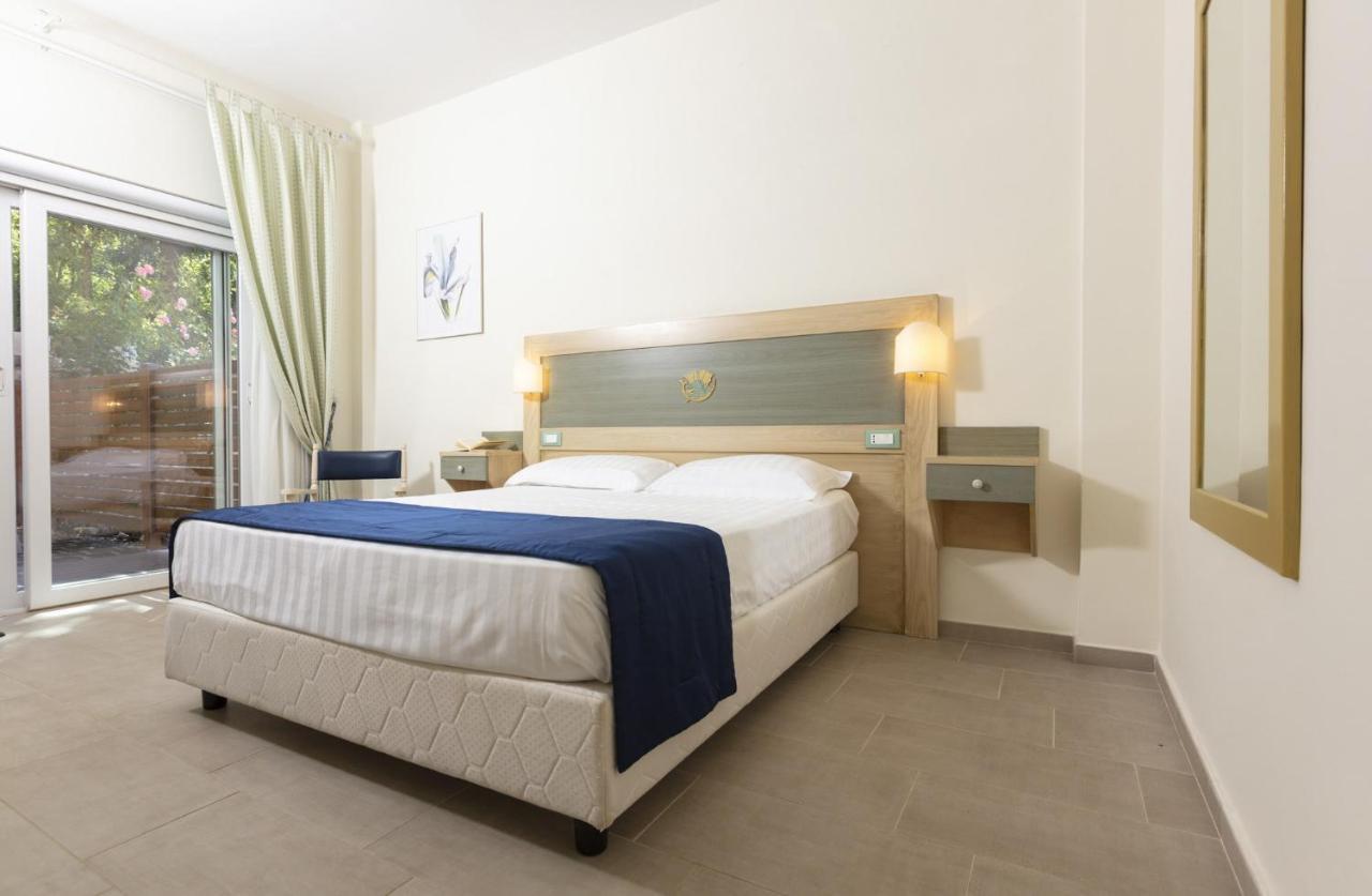 Summit Hotel Gaeta Exterior foto