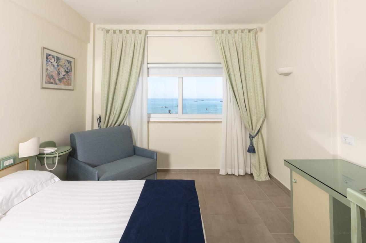 Summit Hotel Gaeta Exterior foto